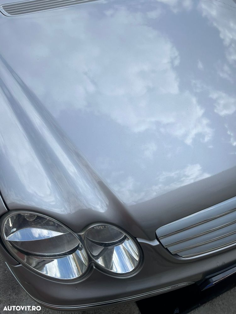 Mercedes-Benz CLK - 9