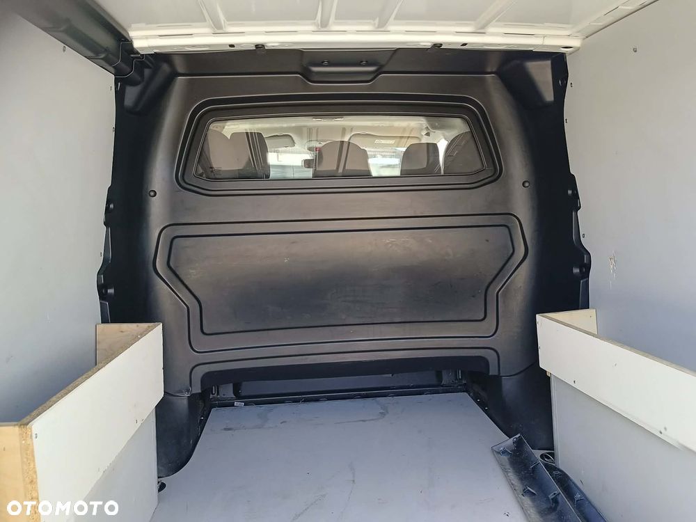 Opel Vivaro - 12