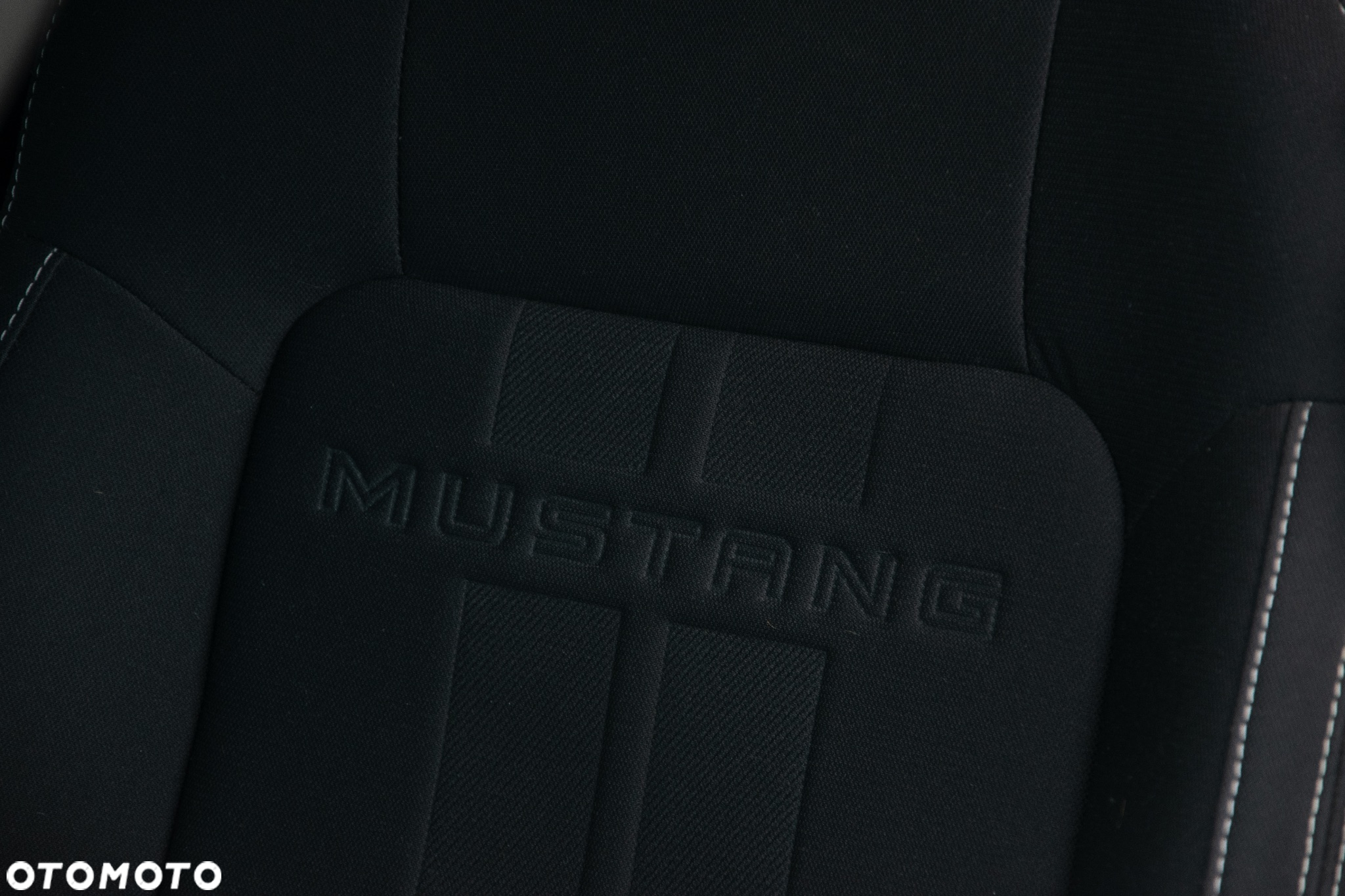Ford Mustang - 9