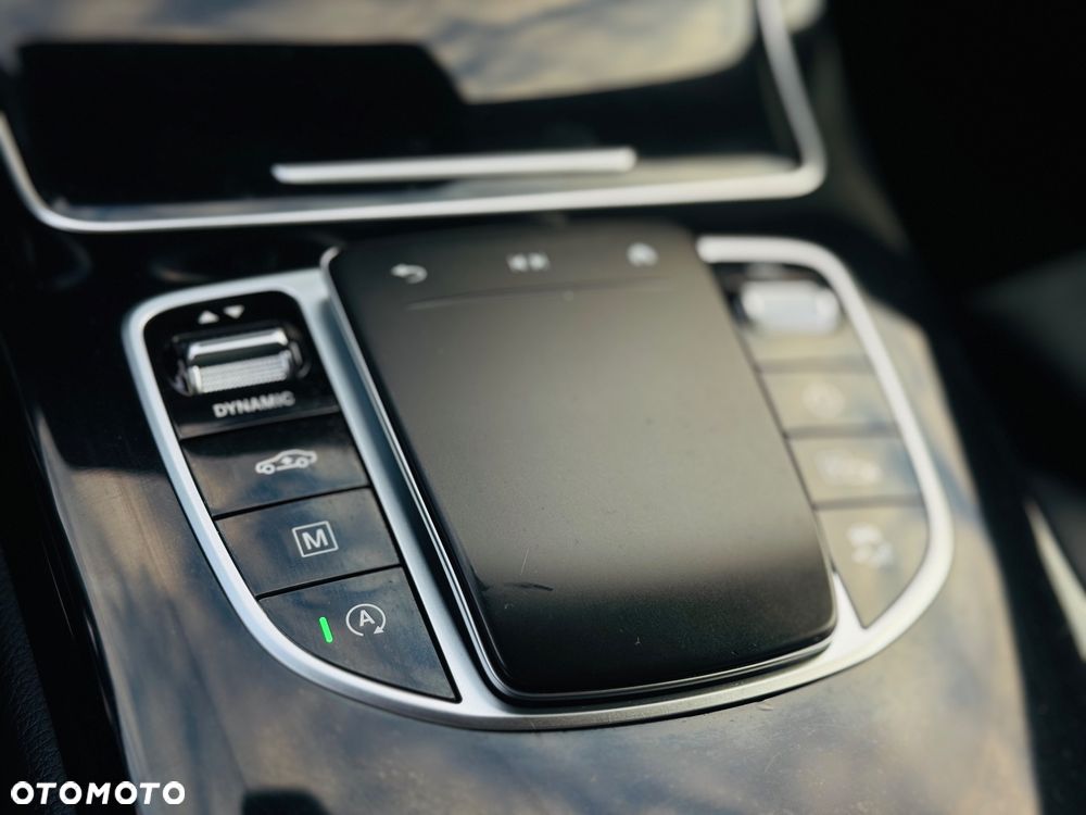 Mercedes-Benz GLC 300 d 4Matic 9G-TRONIC AMG Line Plus - 21