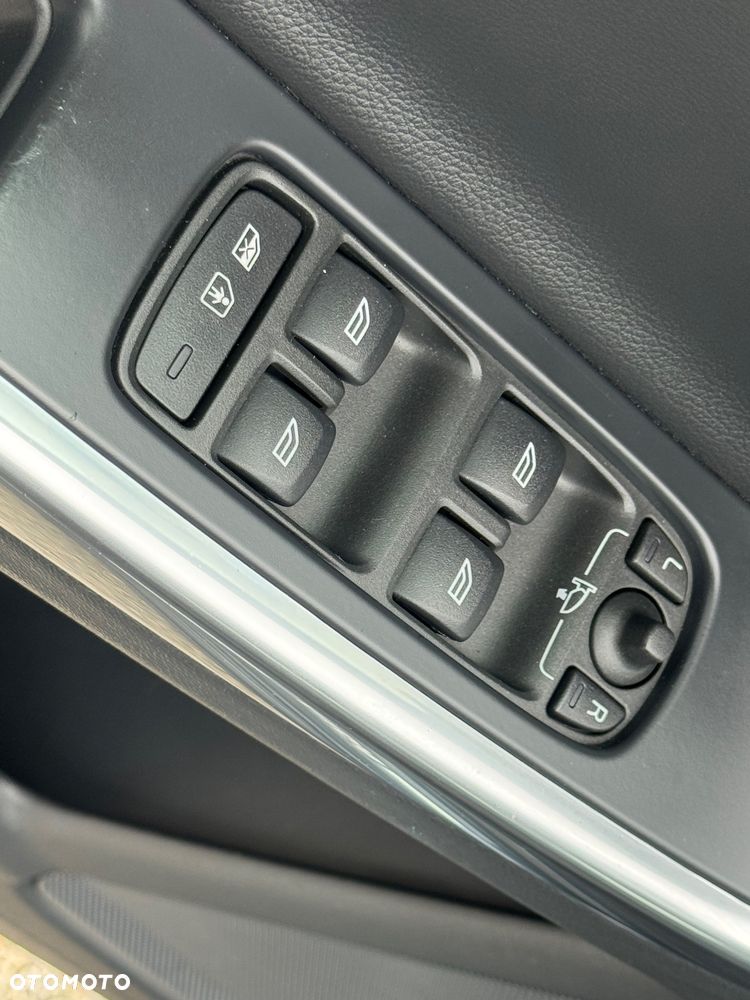 Volvo V60 DRIVe - 18