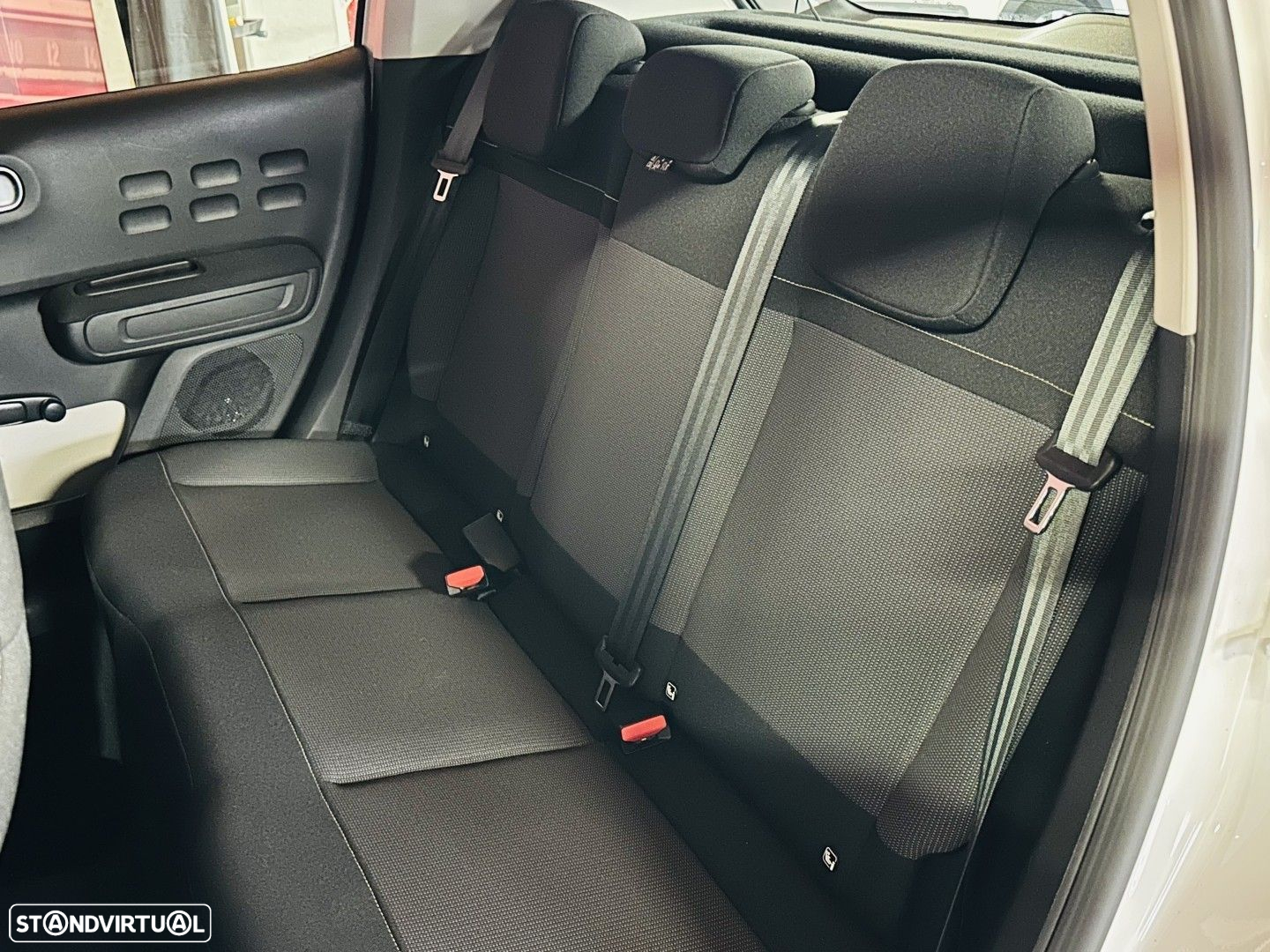 Citroën C3 1.2 PureTech C-Series - 7