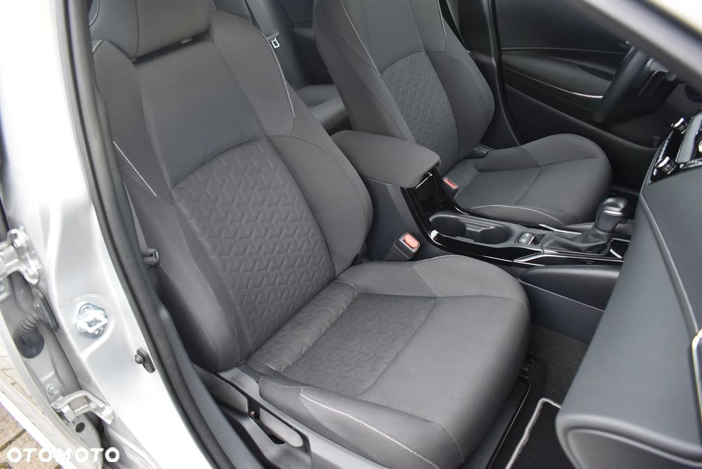 Toyota Corolla 2.0 Hybrid Comfort - 19