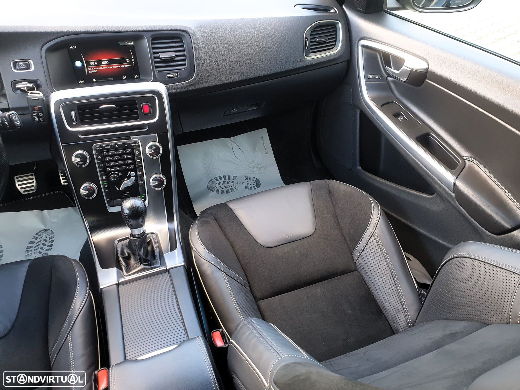 Volvo V60 1.6 D2 R-Design Momentum - 16