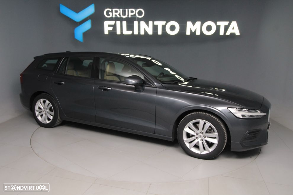 Volvo V60 2.0 D4 Momentum Geartronic - 8