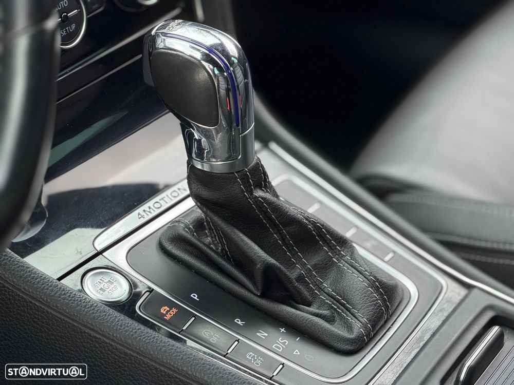 VW Golf R 4Motion BlueMotion DSG - 26