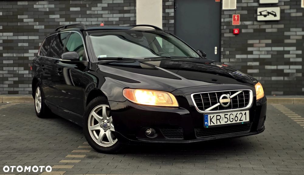 Volvo V70 2012 photo 4
