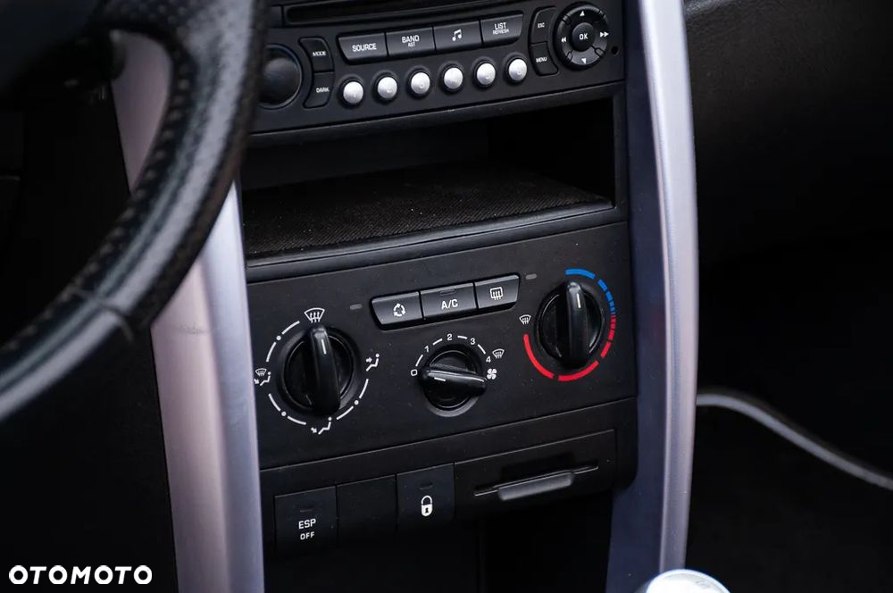 Peugeot 207 CC 150 THP Premium - 29