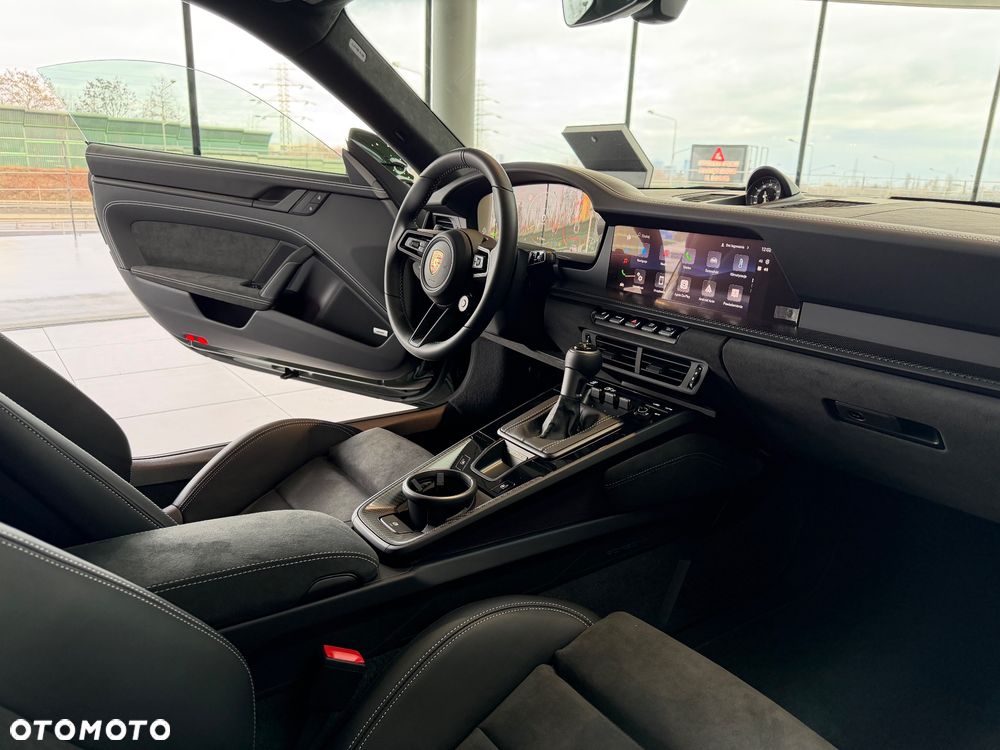 Porsche 911 GT3 - 25