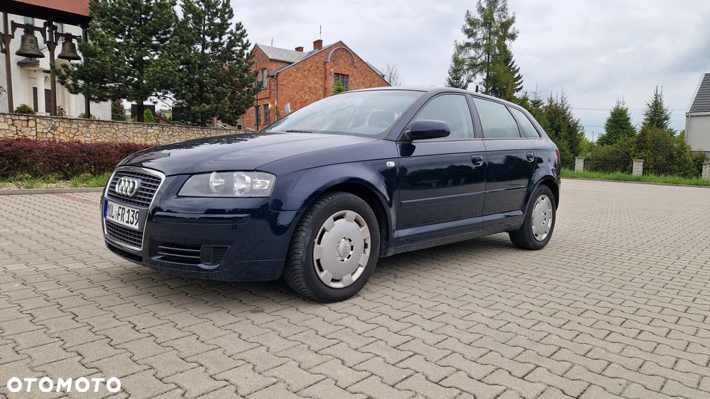 Audi A3 Sportback 1.6 Attraction - 5