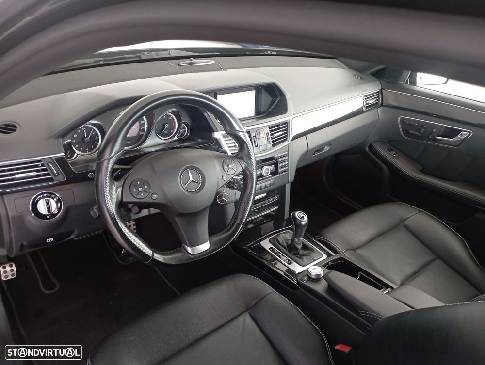 Mercedes-Benz E 250 CDi Avantgarde BlueEfficiency Auto. - 23