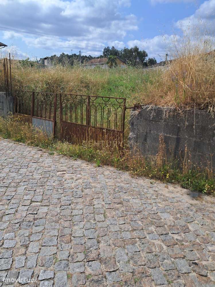 Terreno Urbano para Construção – 724m² em Castelões, Penafiel - Grande imagem: 2/4