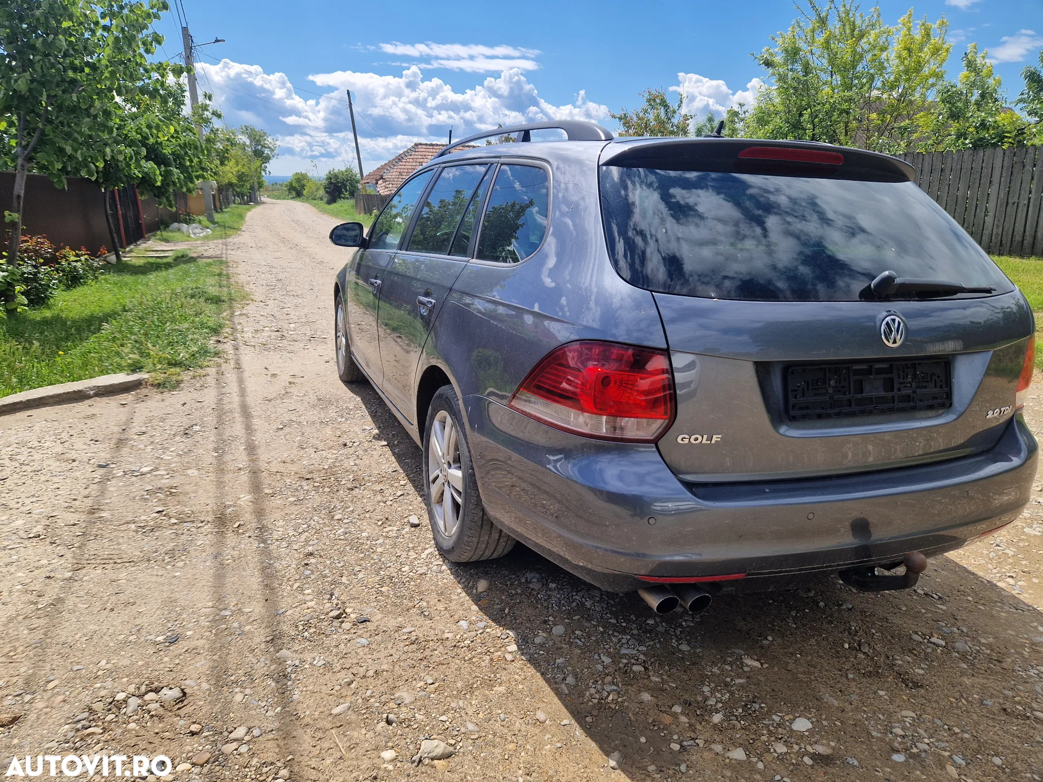Volkswagen Golf 2.0 TDI DPF MATCH - 9
