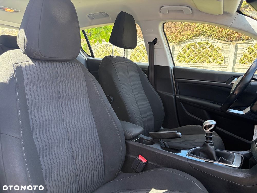 Peugeot 308 - 13