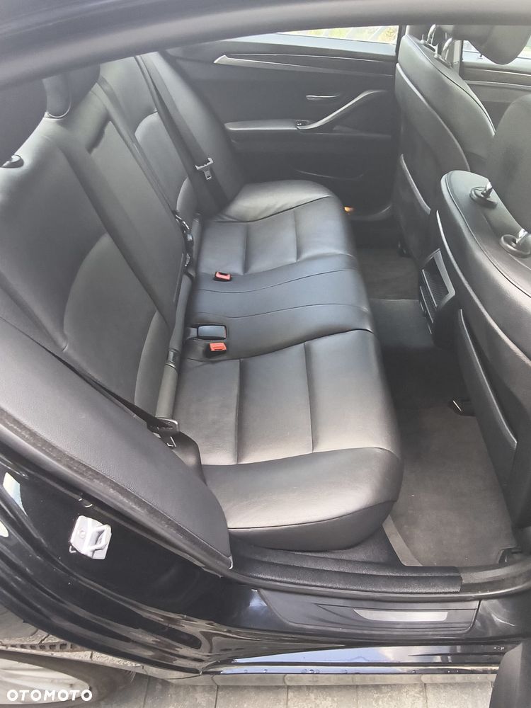 BMW Seria 5 520d Luxury Line - 22