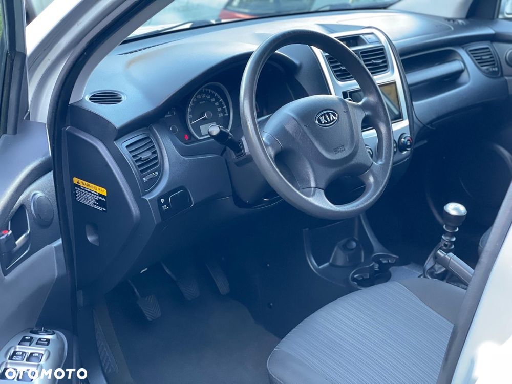 Kia Sportage 2.0 d Freedom 2WD - 13