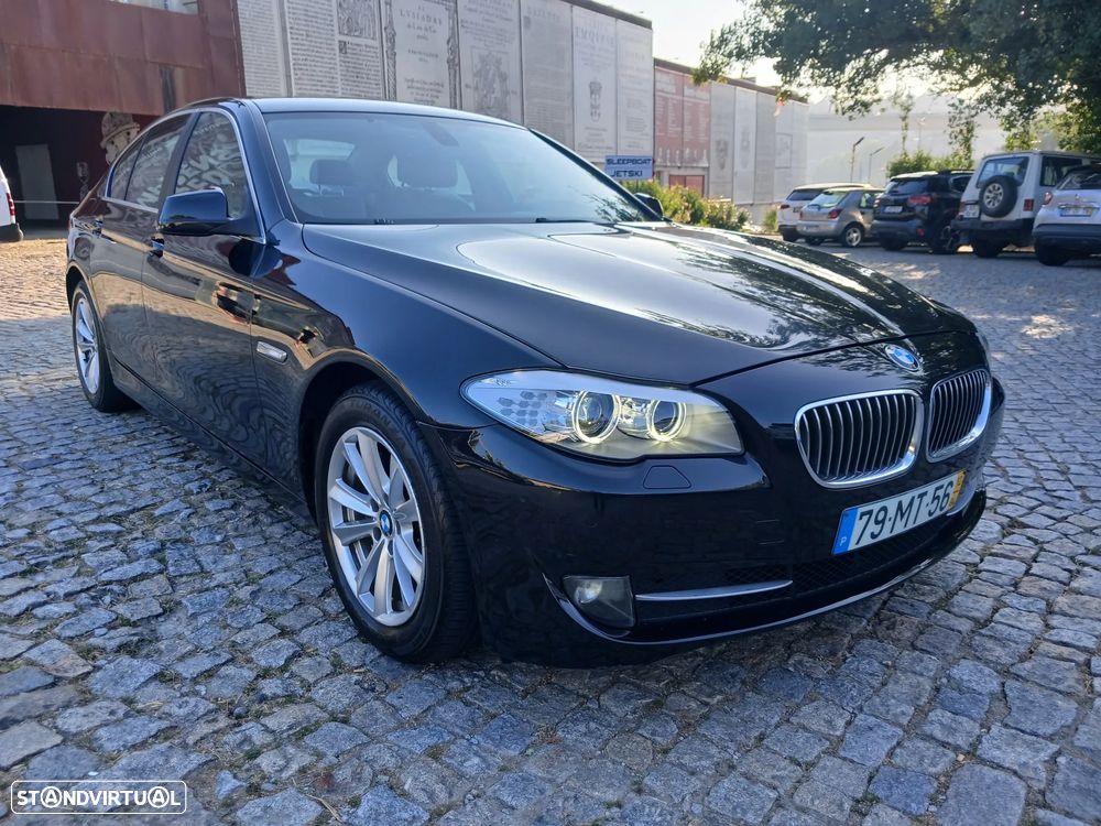 BMW 525 d xDrive Exclusive Auto - 32
