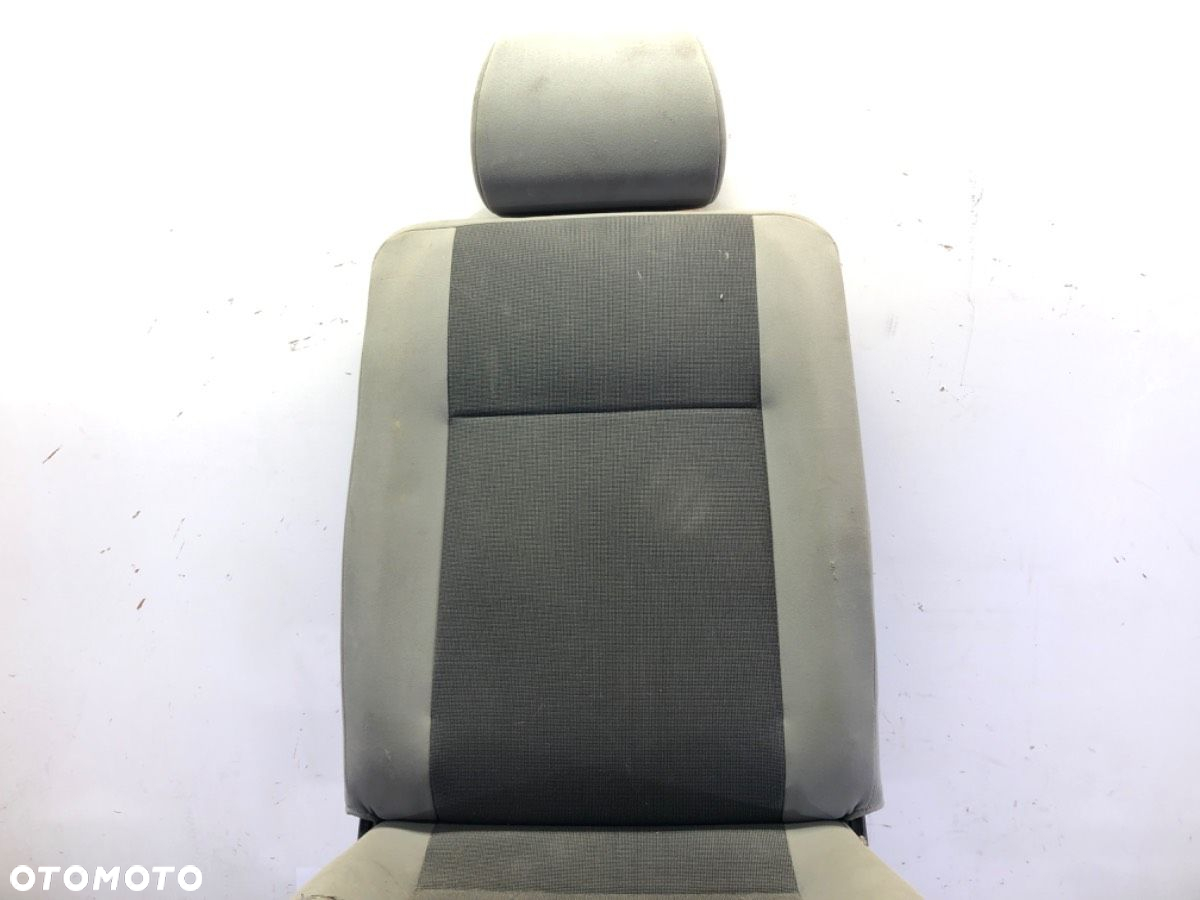 FOTEL TYŁ POJEDYŃCZY - 695.00 PLN - VW TRANSPORTER V Autobus (7HB, 7HJ, 7EB, 7EJ) 2003 - 2015 2.0 - 2