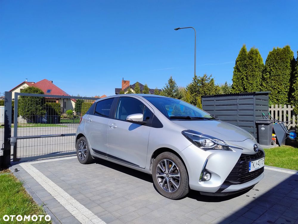 Toyota Yaris 1.5 Premium - 2