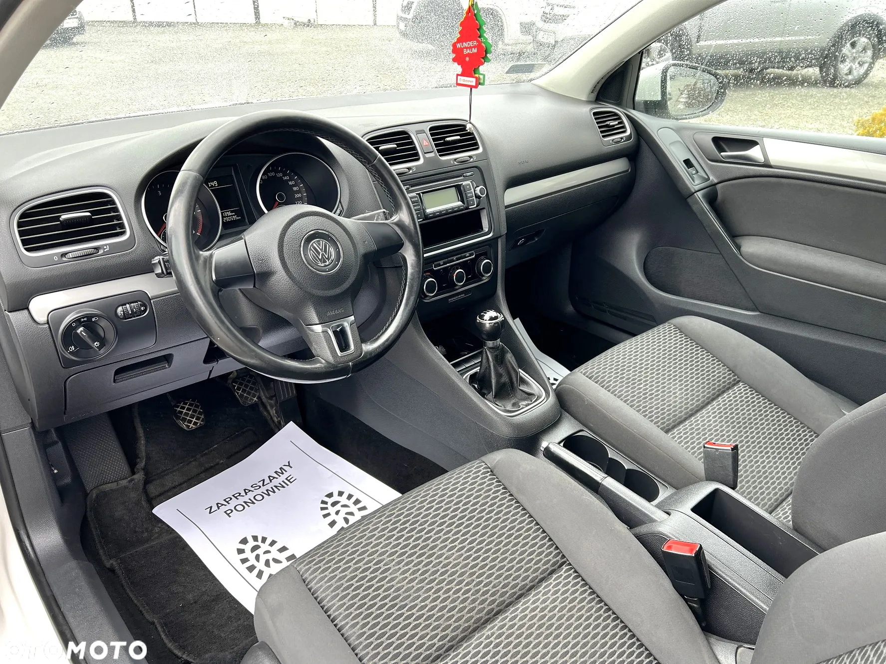 Volkswagen Golf VI 1.6 TDI Comfortline - 8