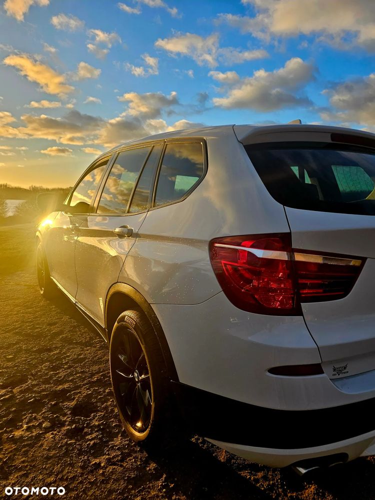 BMW X3 xDrive28i Sport-Aut xLine - 4