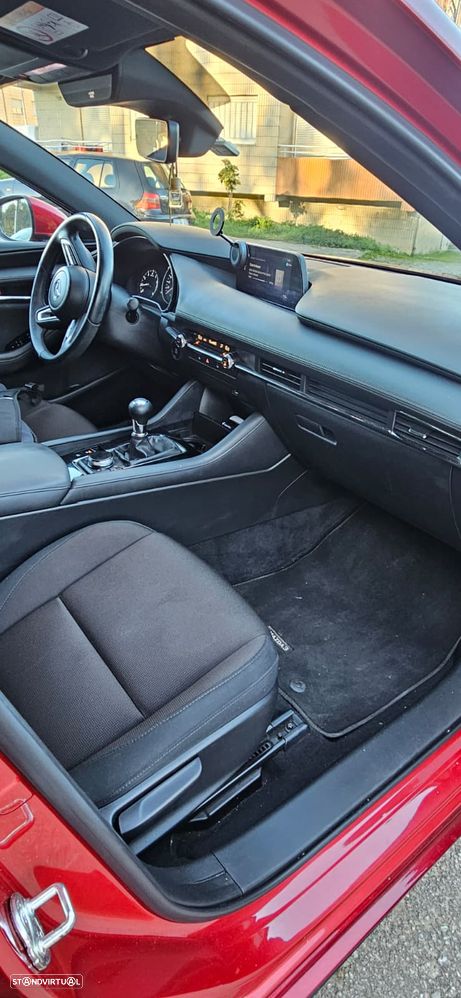 Mazda 3 Hatchback - 10