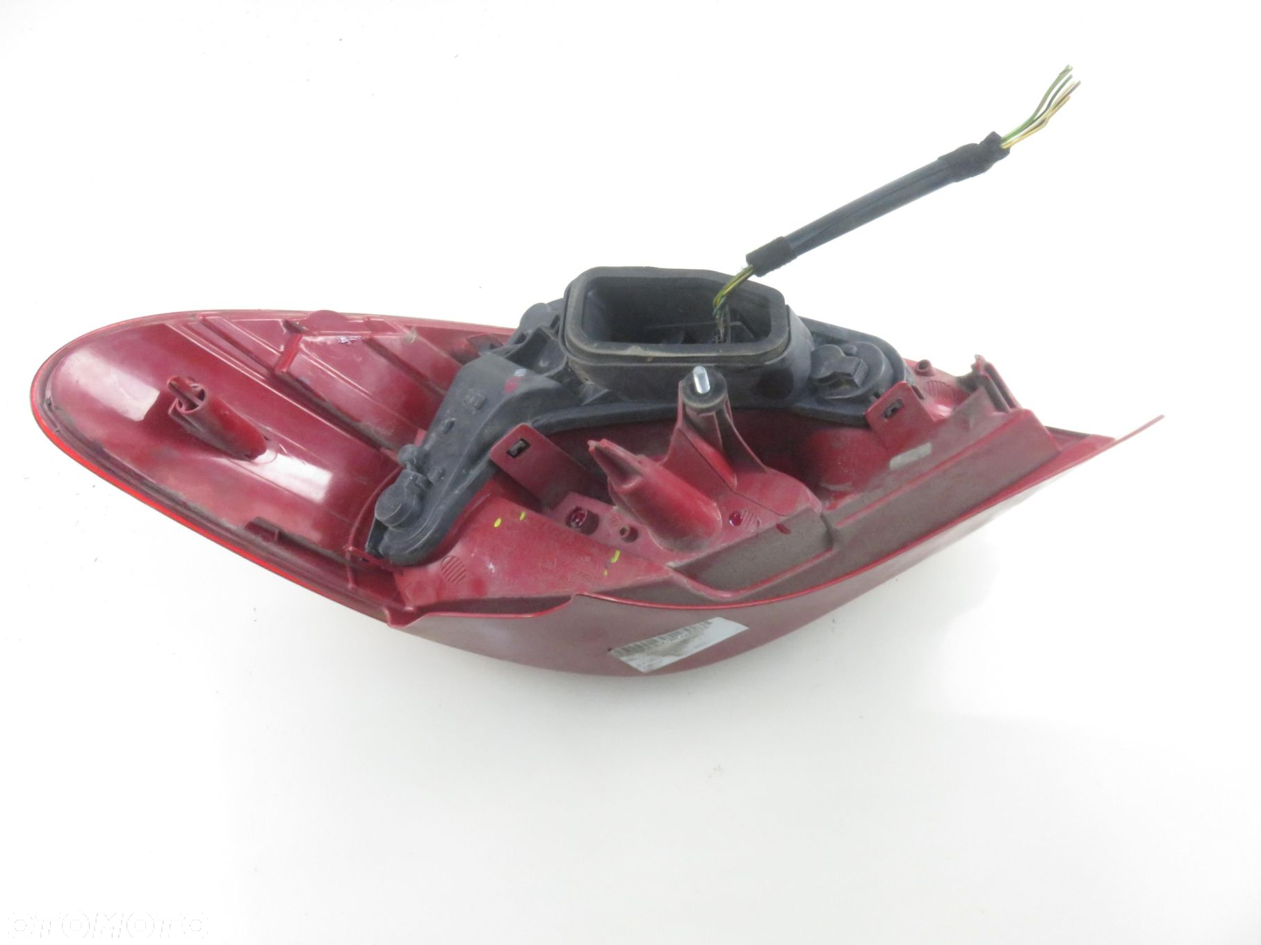 LAMPA LEWA TYLNA PEUGEOT 207 lift  9686566080 VP9PFX13405A - 3