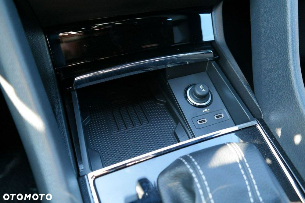 Skoda Karoq - 22