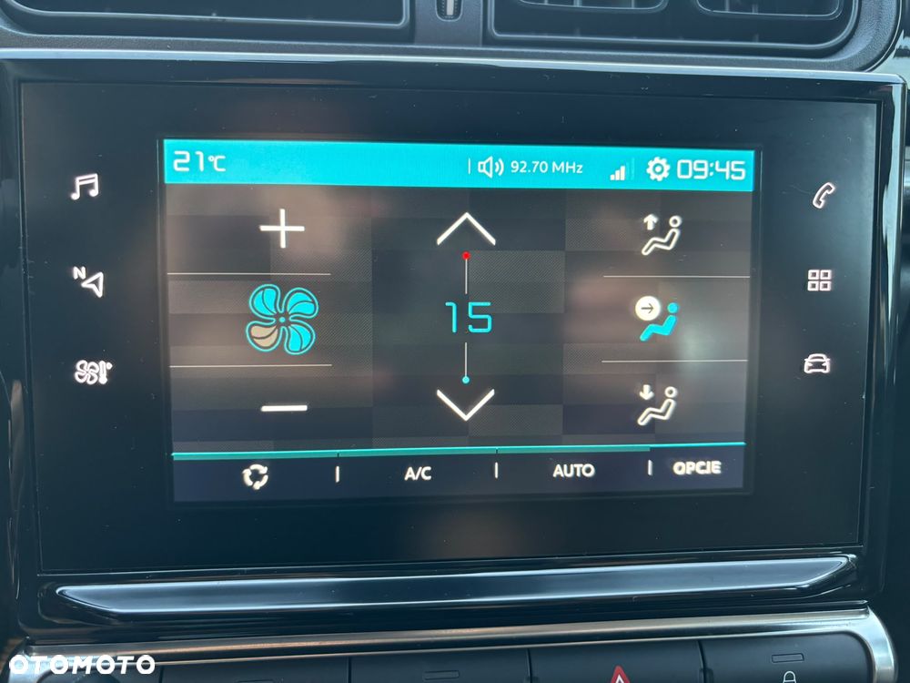Citroën C3 Pure Tech 82 SHINE - 29