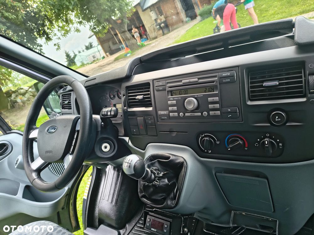 Ford Transit - 8