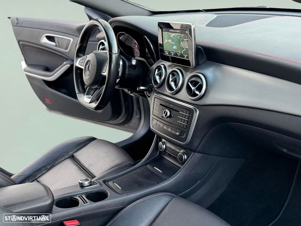 Mercedes-Benz CLA 220 - 18