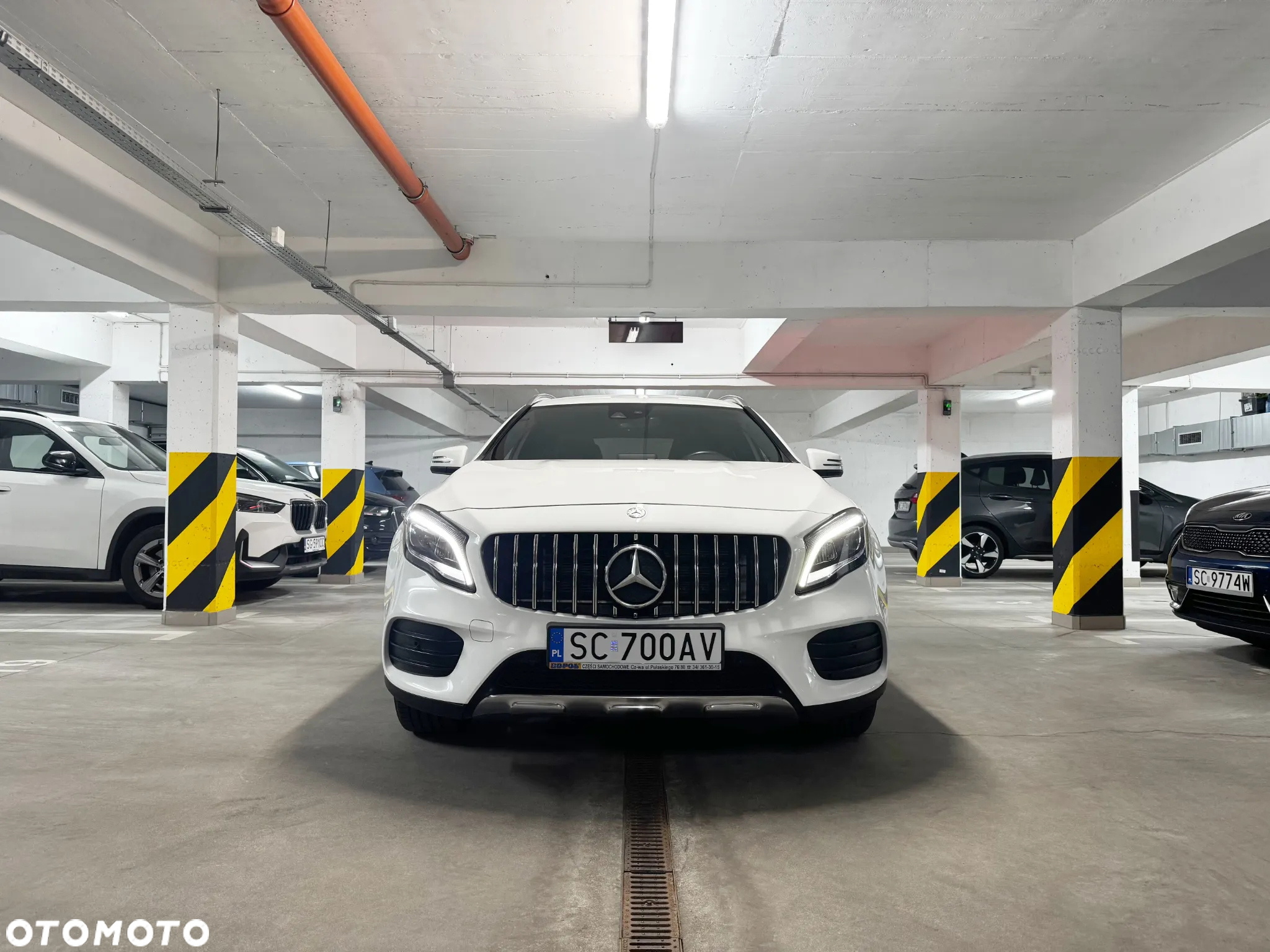 Mercedes-Benz GLA 200 7G-DCT AMG Line - 2