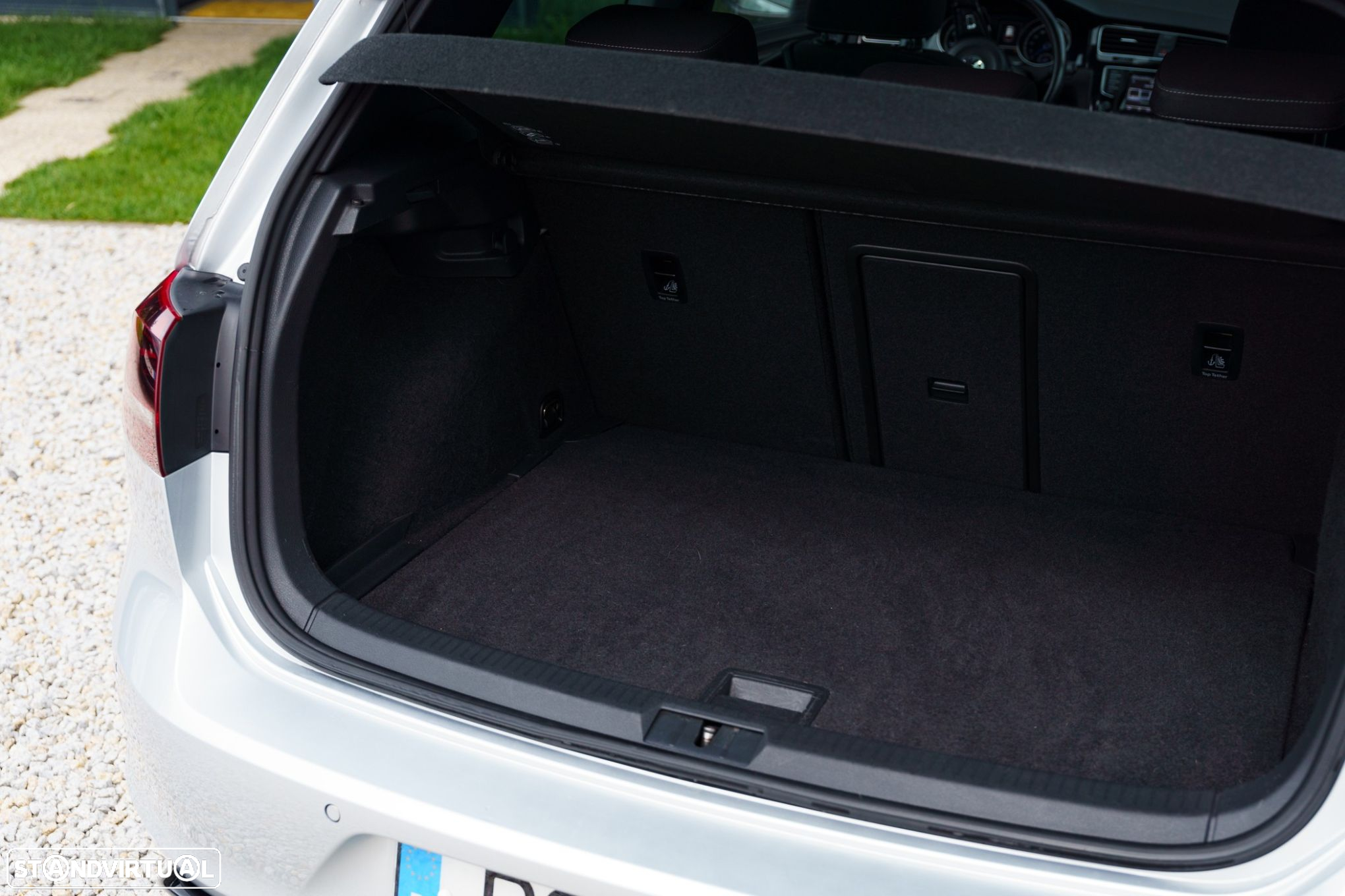 VW Golf 2.0 TSI R DSG - 33