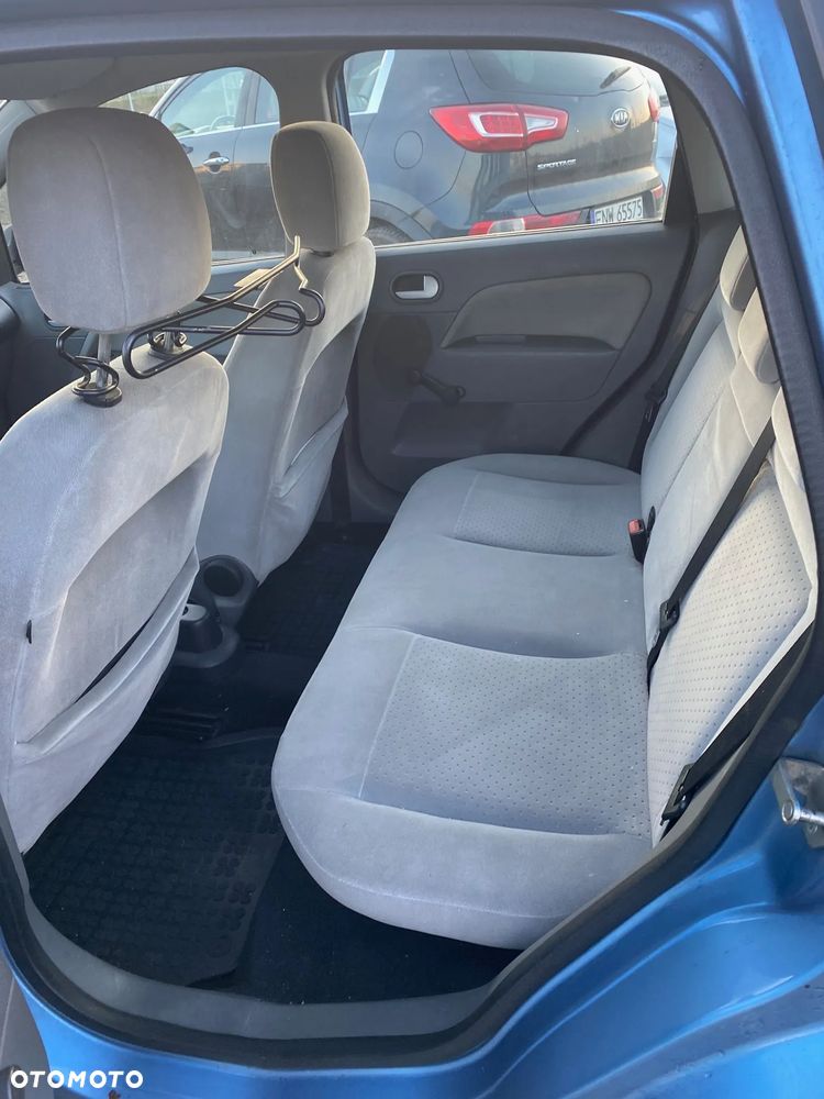 Ford Fiesta 1.4 TDCI Ghia - 7