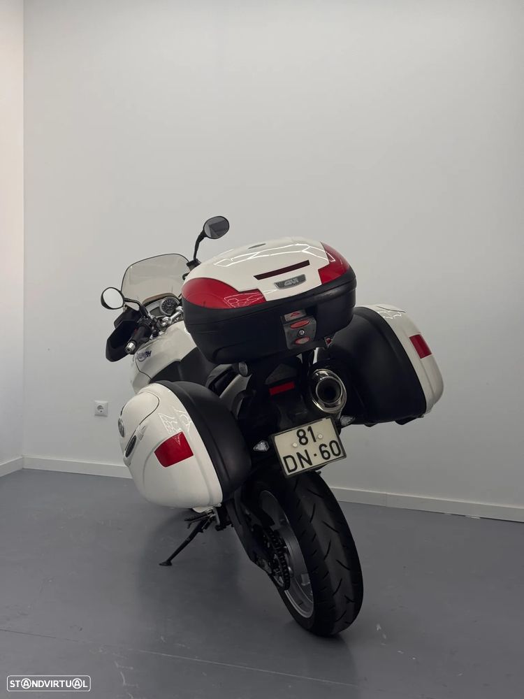 Triumph Tiger 1050 - 8