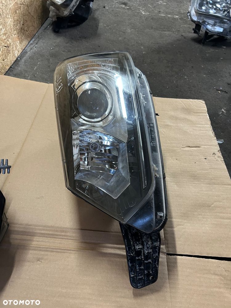 Skoda Yeti I lift lampa prawa lewa przednia bi-xenon led 5L1941016C 5L0941015C 2013-2016 Yeti II - 13