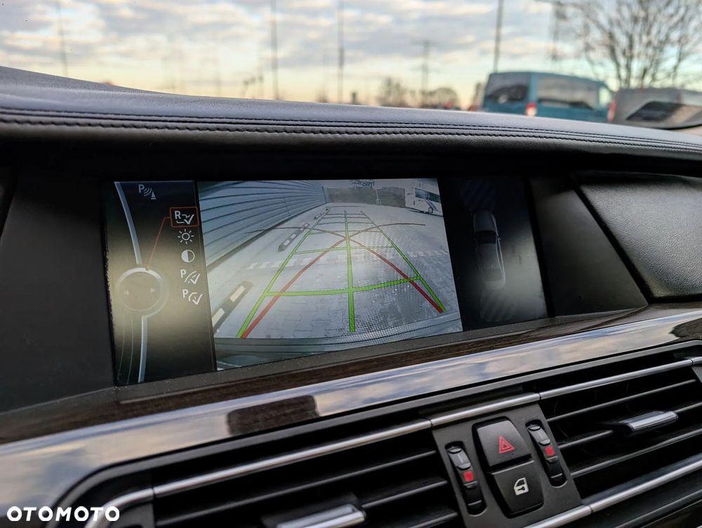 BMW Seria 7 730d - 19