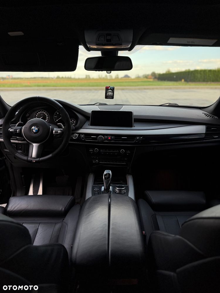 BMW X5 xDrive30d Sport-Aut - 25