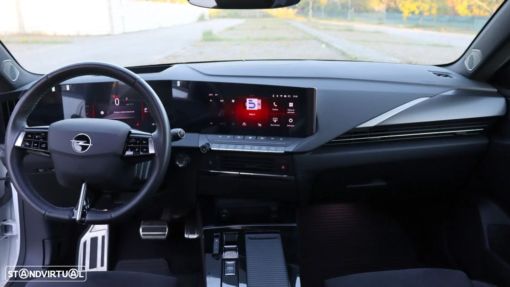 Opel Astra Ultimate - 12