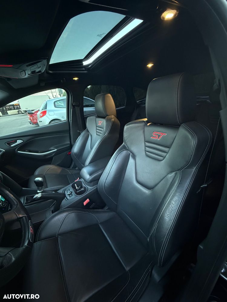 Ford Focus - 7