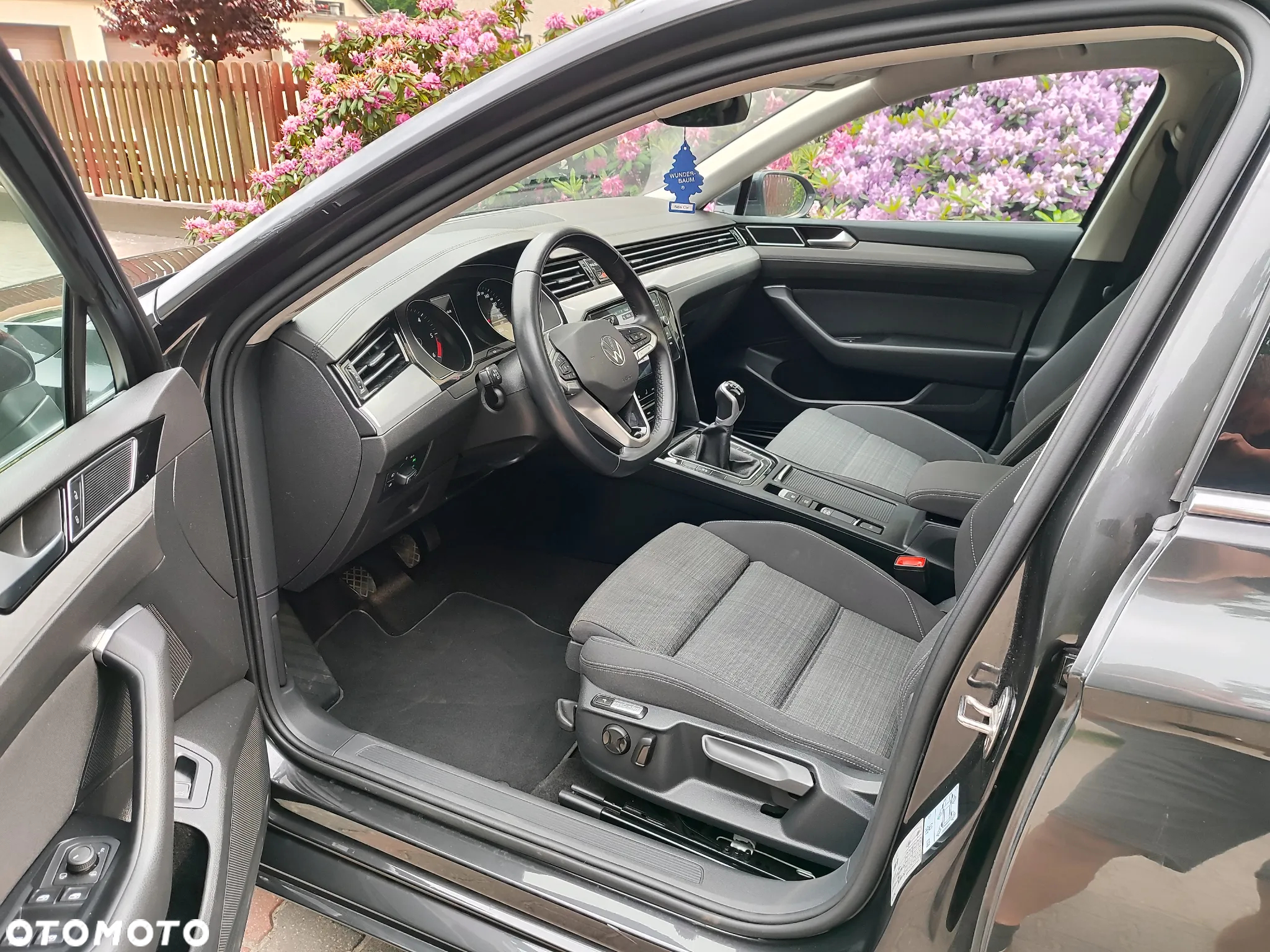 Volkswagen Passat Variant 2.0 TDI (BlueMotion Technology) Comfortline - 8