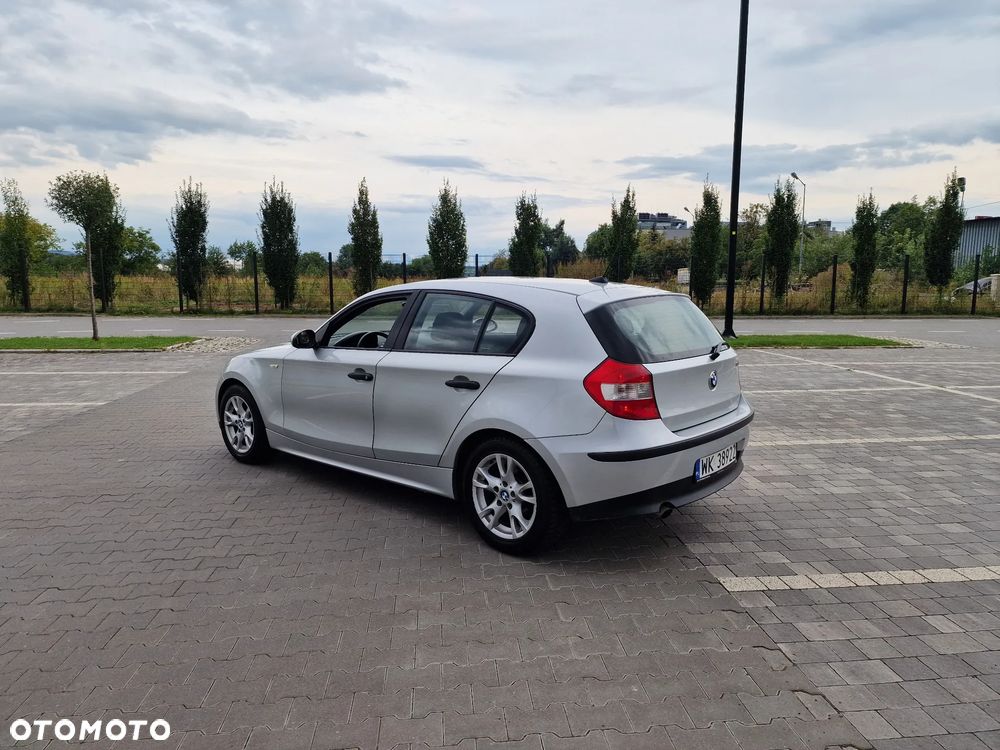BMW Seria 1 116i - 3