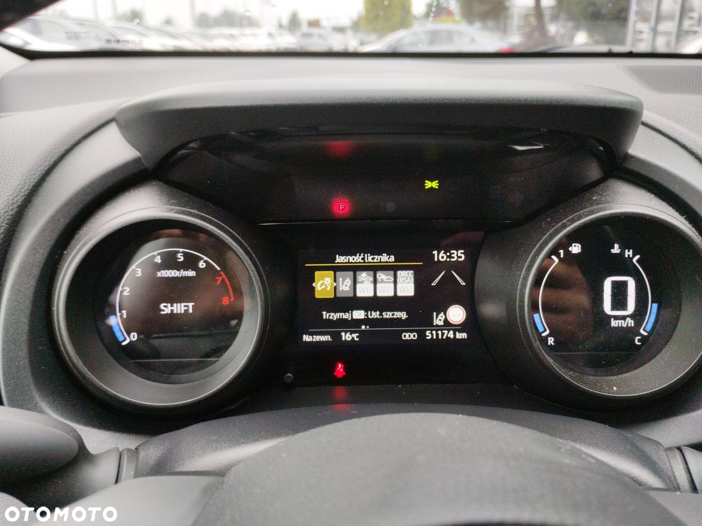 Toyota Yaris - 17