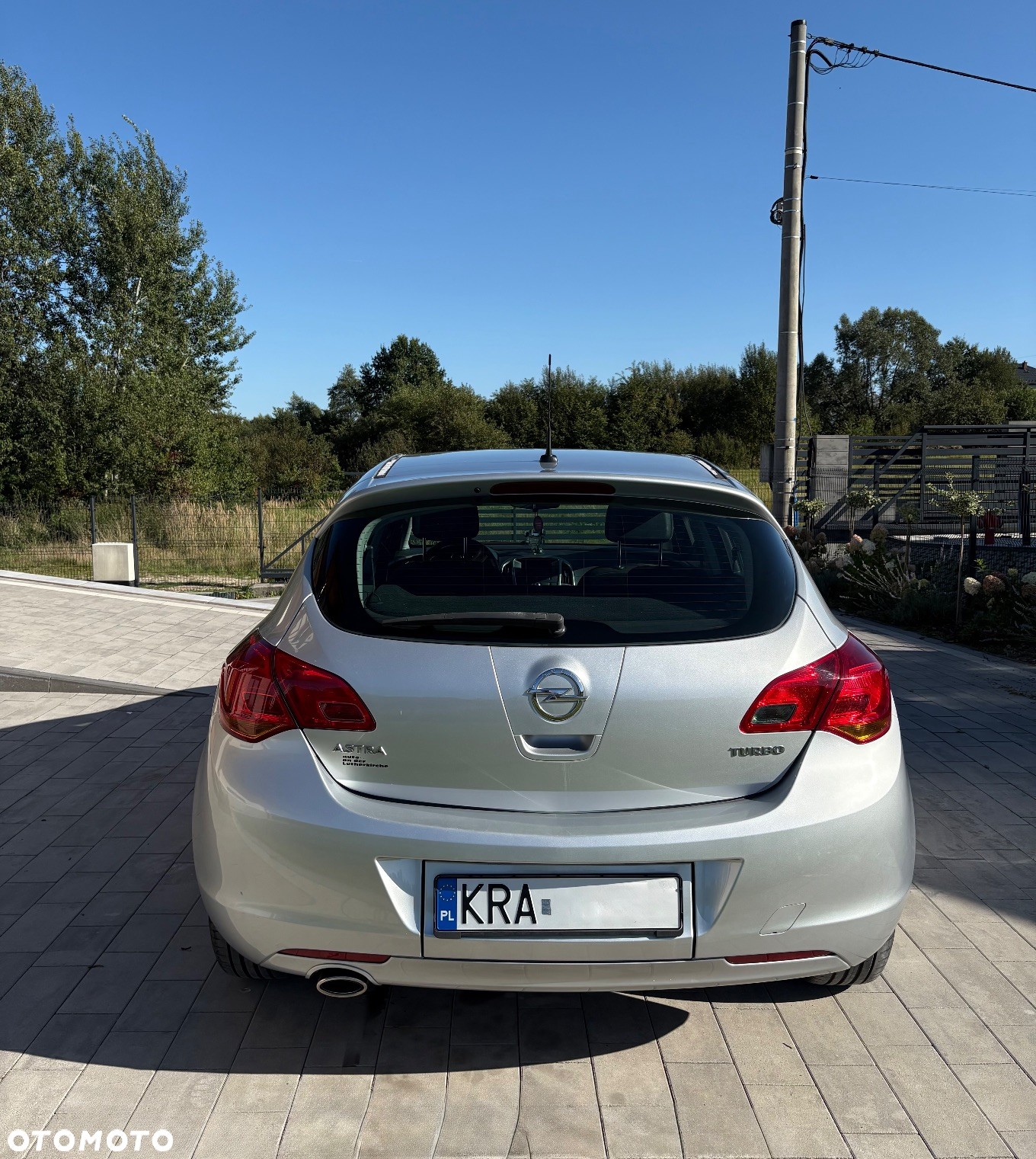 Opel Astra IV 1.4 T Essentia - 6