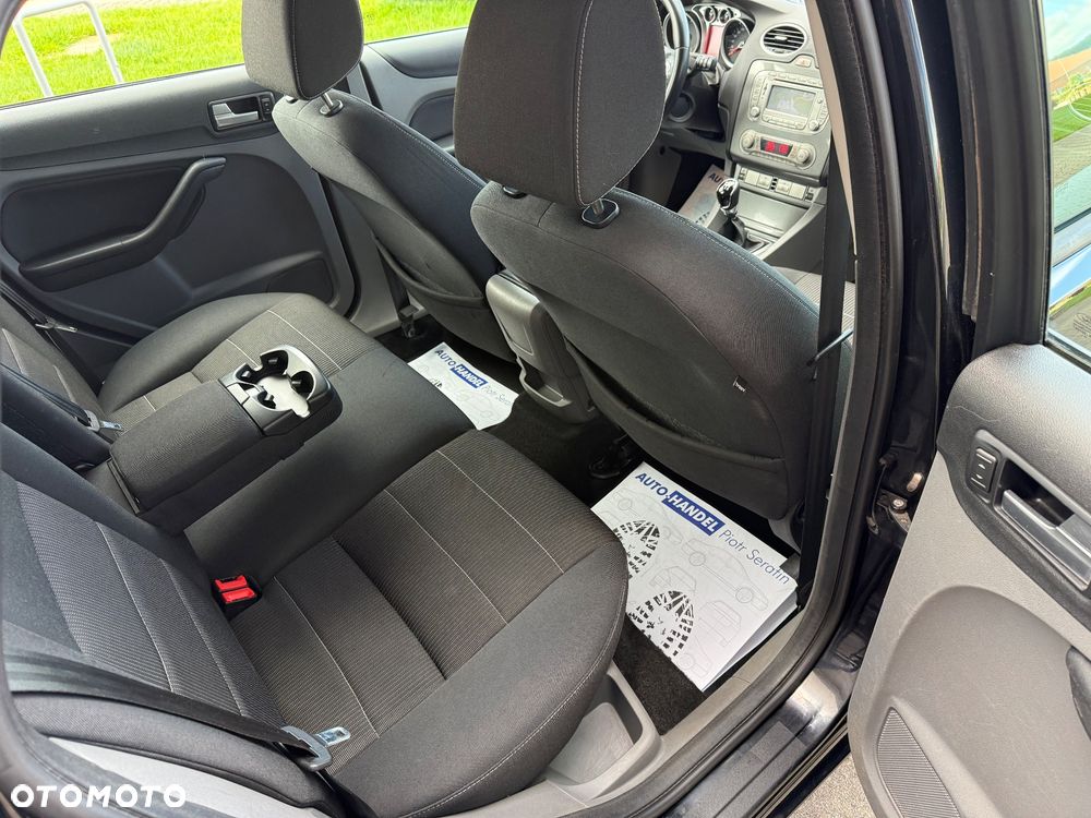 Ford Focus - 20
