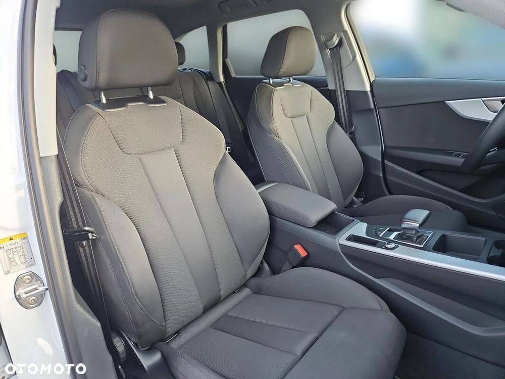 Audi A4 Avant 40 TDI mHEV Advanced S tronic - 12
