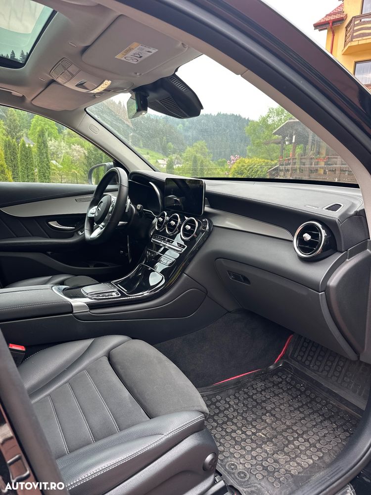Mercedes-Benz GLC 300 4MATIC - 9