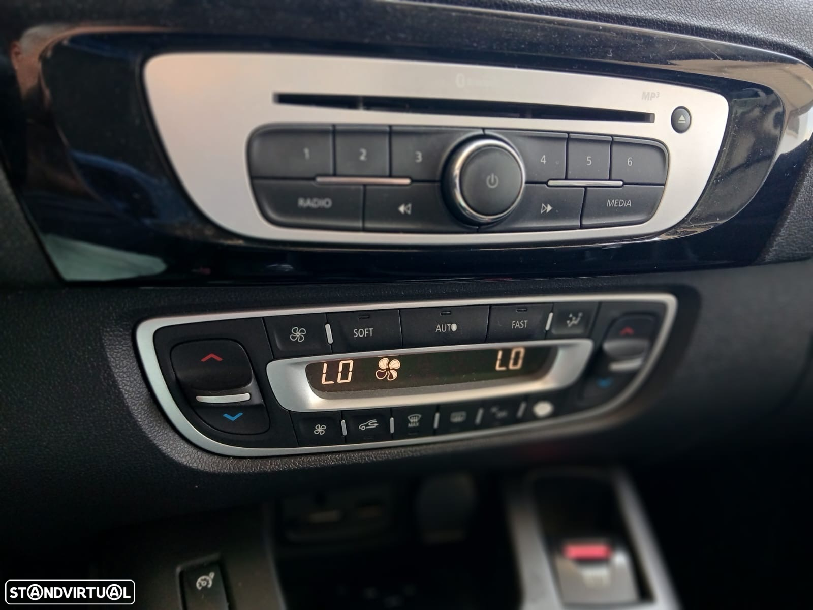 Renault Grand Scénic 1.6 dCi Bose Edition SS - 15