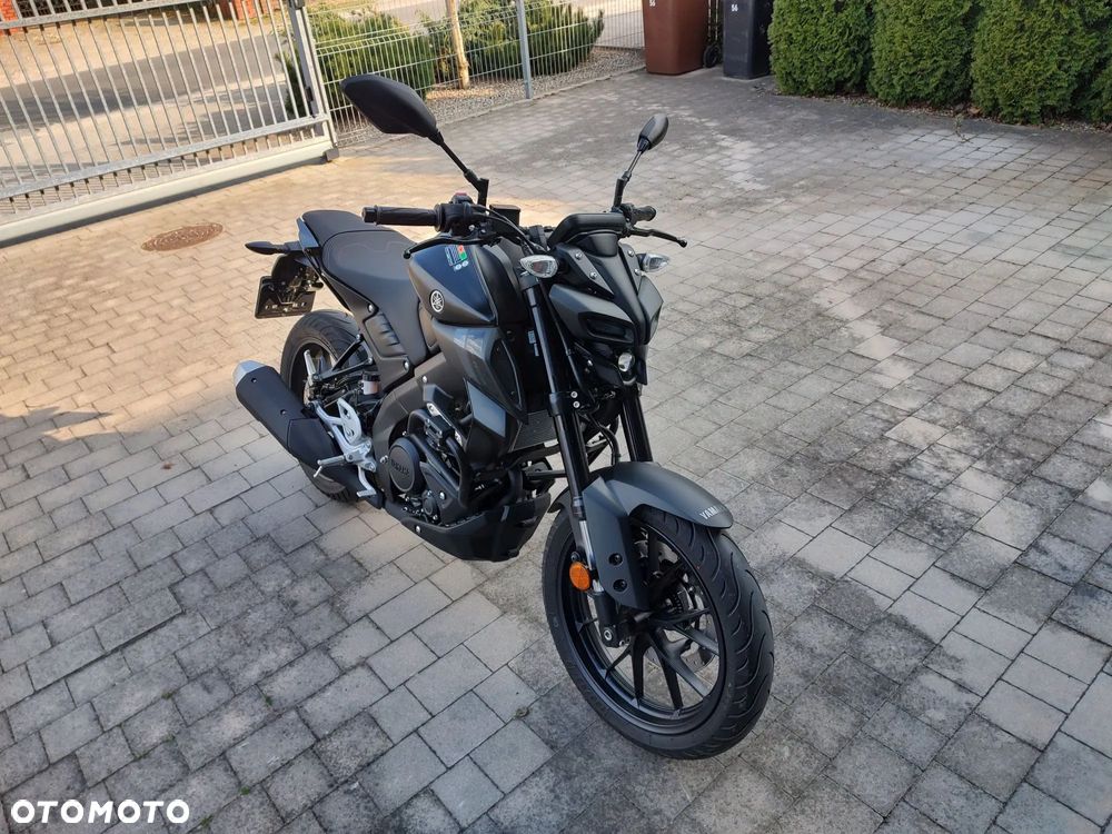 Yamaha MT - 1