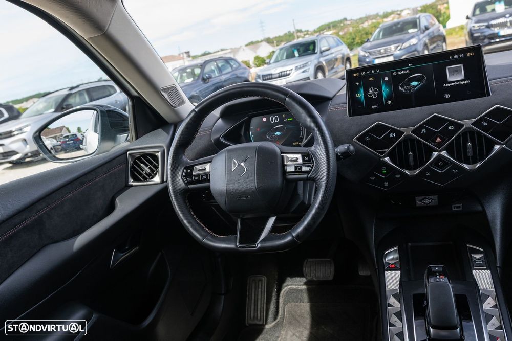 DS DS3 E-Tense Performance Line + - 21